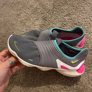 Nike womens shoes multi color size 11 perfect for daily walking or running